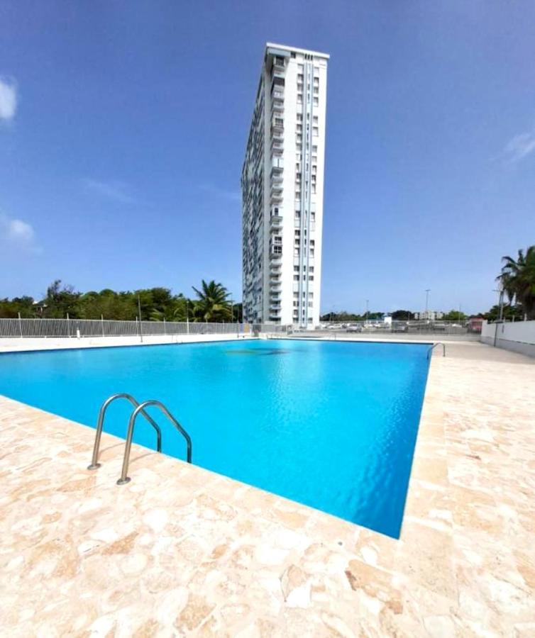 The Vue At Dos Marina Fajardo Exterior photo